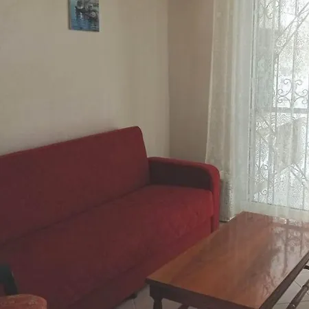 Sevgi Plajinda Mustakil فيلة